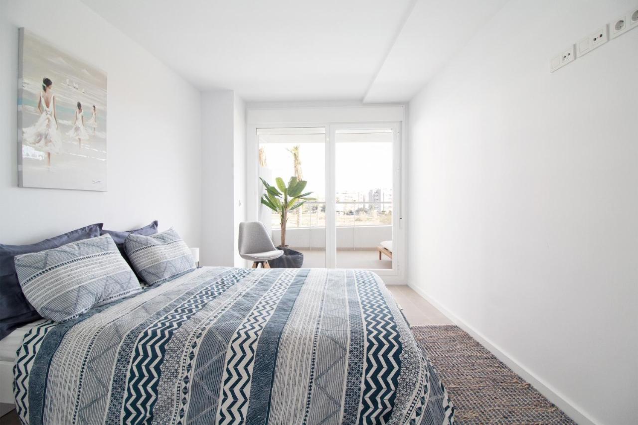 Global Properties, Apartamento Con Terraza Y Vistas A La Piscina En Gran Canet Canet d'En Berenguer Екстериор снимка