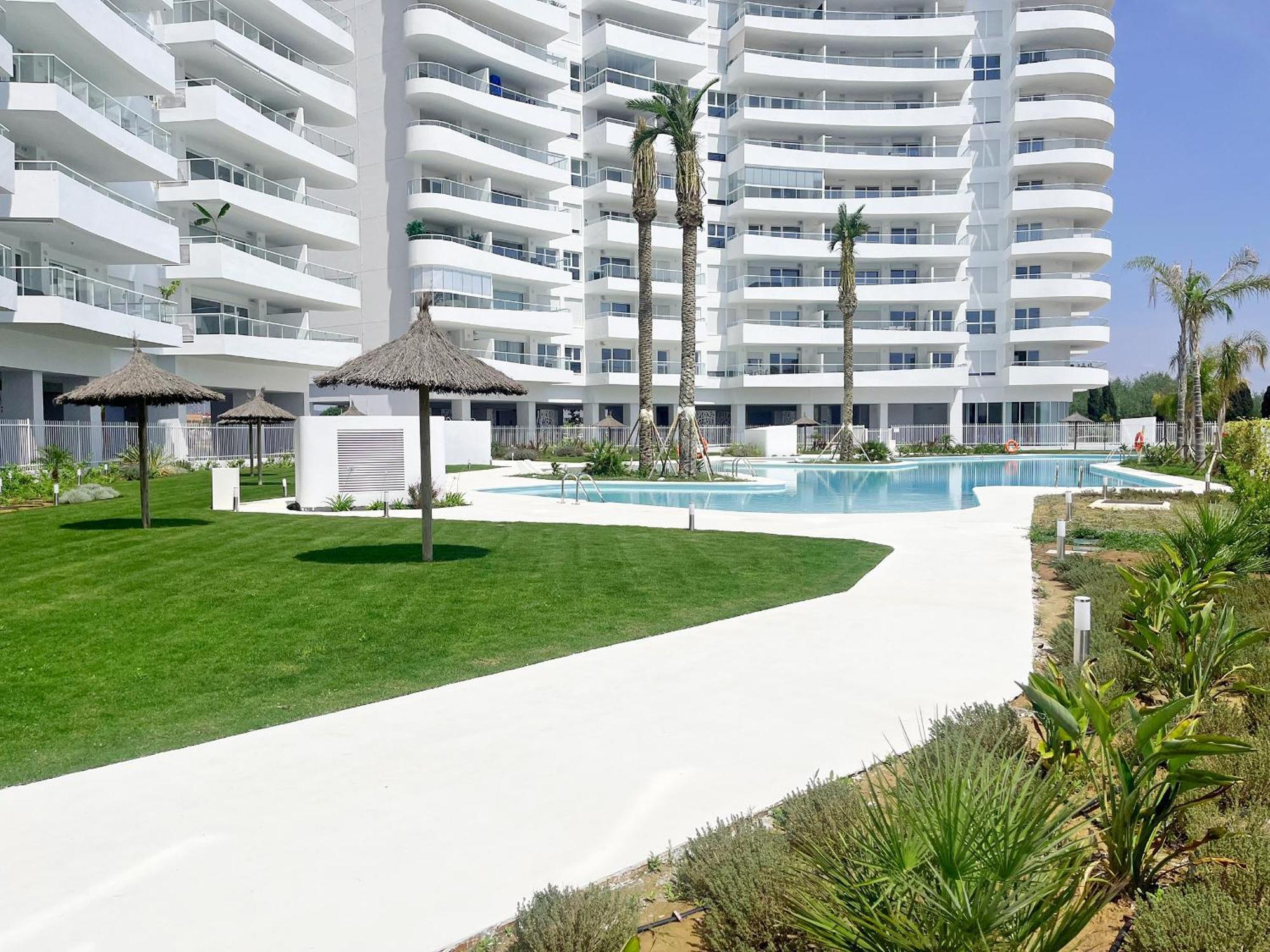 Global Properties, Apartamento Con Terraza Y Vistas A La Piscina En Gran Canet Canet d'En Berenguer Екстериор снимка
