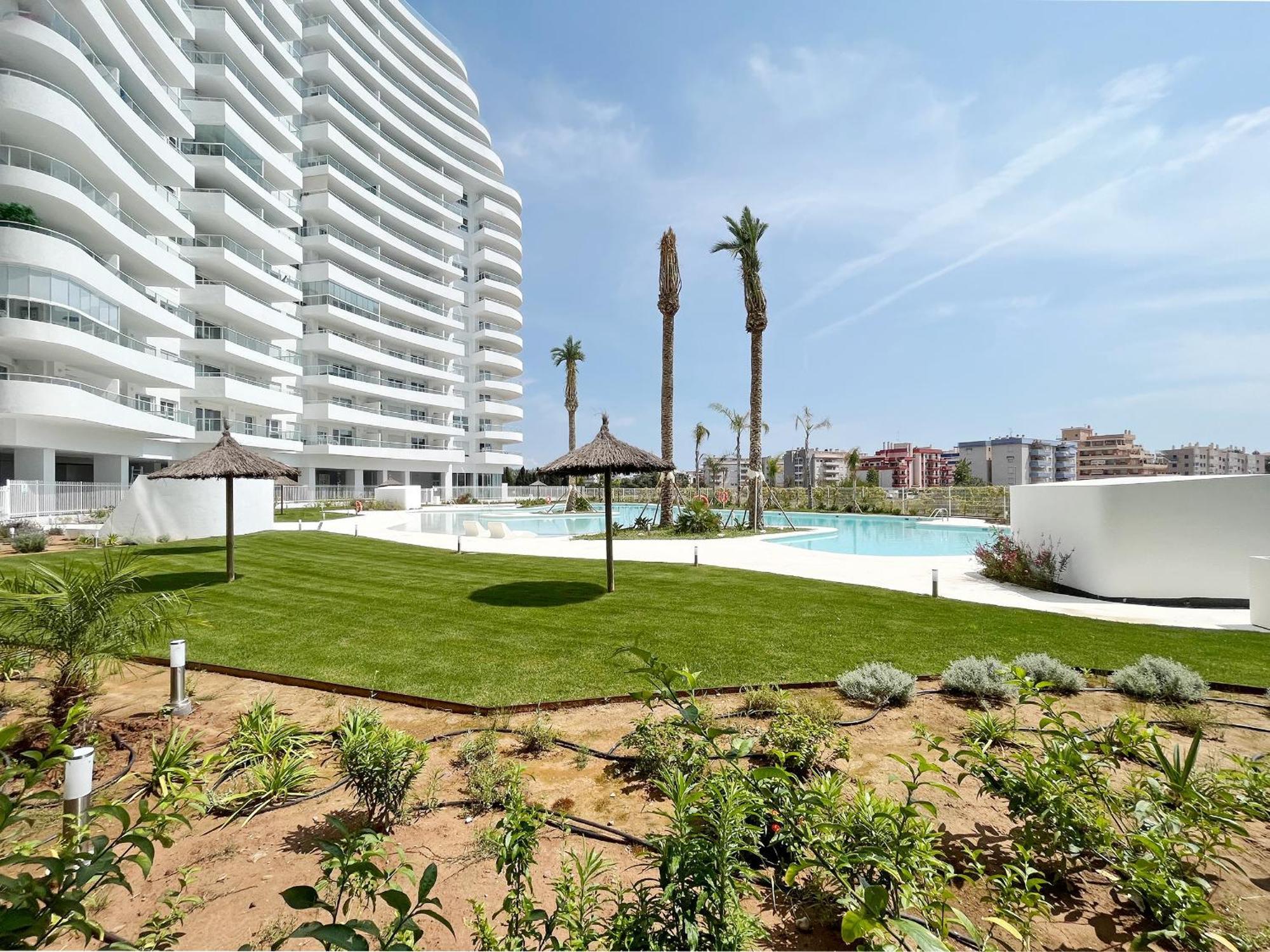 Global Properties, Apartamento Con Terraza Y Vistas A La Piscina En Gran Canet Canet d'En Berenguer Екстериор снимка
