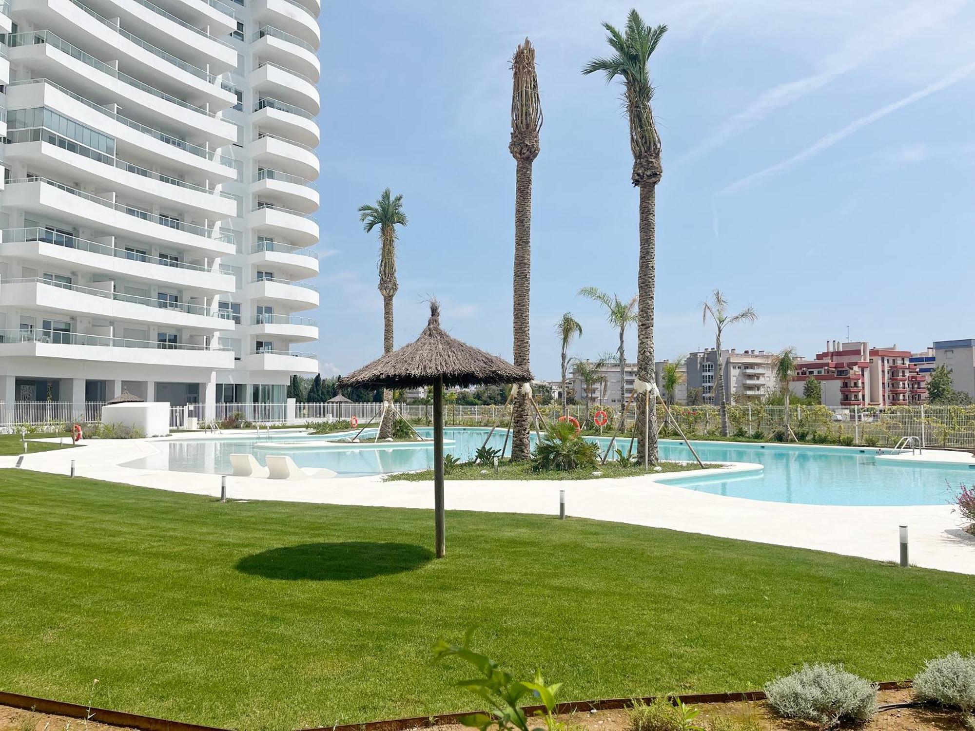 Global Properties, Apartamento Con Terraza Y Vistas A La Piscina En Gran Canet Canet d'En Berenguer Екстериор снимка